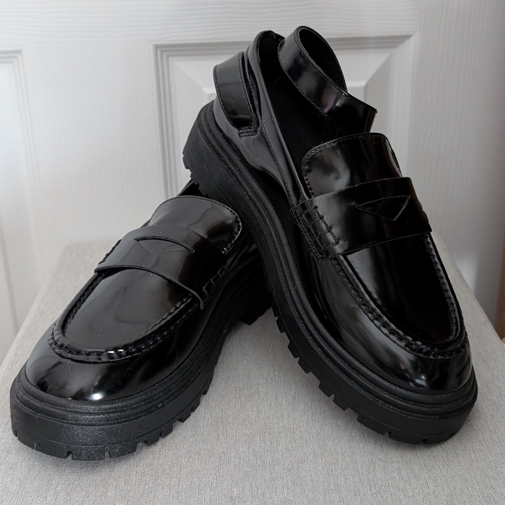 NWOT Forever 21 Black Patent Leathers